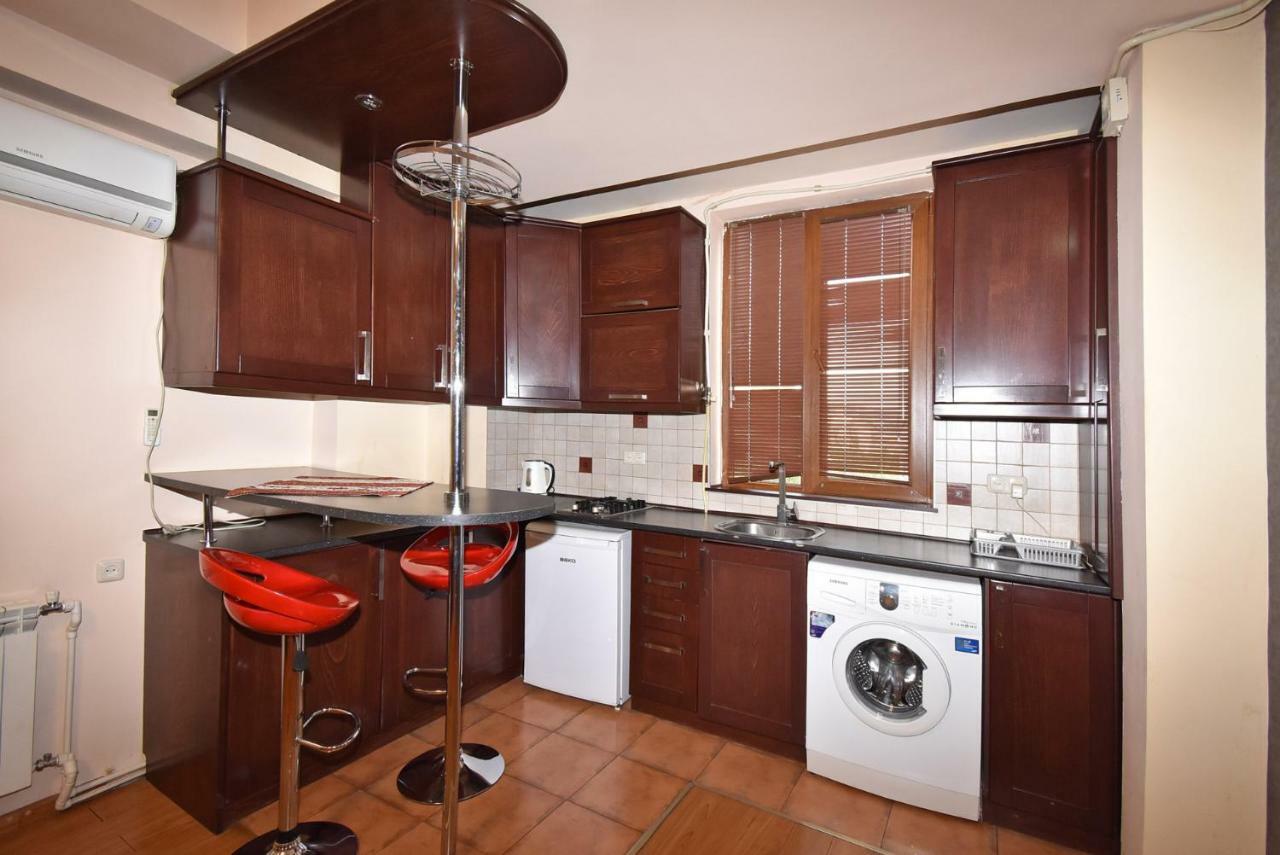 Apartments In Center Of Yerevan,Koghbatsi 1A Street Exteriér fotografie