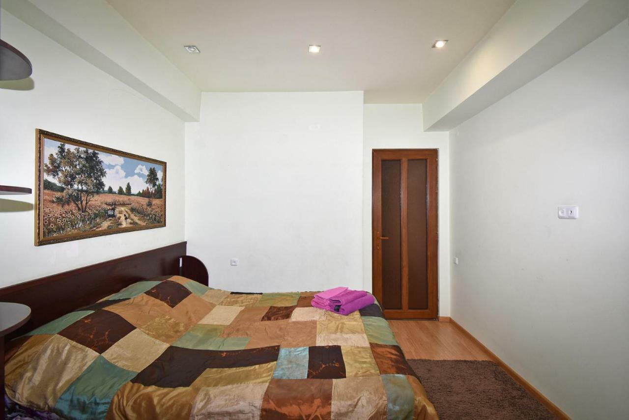 Apartments In Center Of Yerevan,Koghbatsi 1A Street Exteriér fotografie