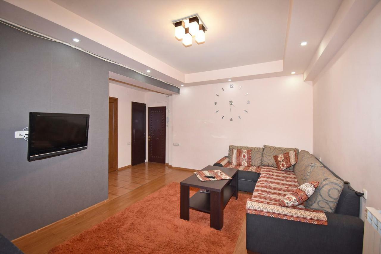Apartments In Center Of Yerevan,Koghbatsi 1A Street Exteriér fotografie